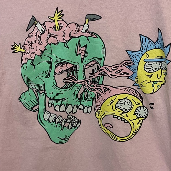 Awesome Rick & Morty PINK Retro Neon Skull Men’s L T-Shirt Rare - Picture 3 of 7